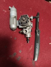 kugelgelageter Hochleistungsmotor Magnum XL 32 inkl. Schalldämpfer, Propeller