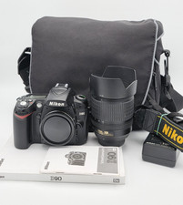 Nikon D D90 12.3 MP DSLR