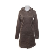 Stormberg, Kapuzenkleid