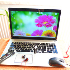 Toshiba P70 17Zoll DTS HARMAN