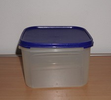Tupperware Vorratsbehälter 2,6l Deckel blau - Würfel