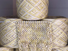 700 gr Gelb-Pastell GARNPAKET Strickwolle Wollpaket Designergarn Handstrickgarn