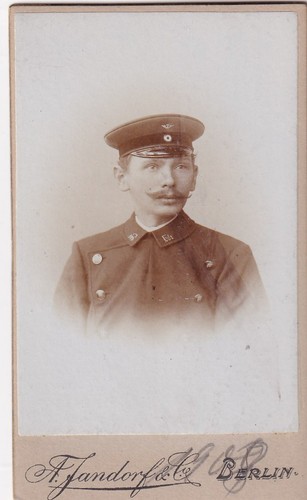 Pappfoto eisenbahner portrait - pappfoto,