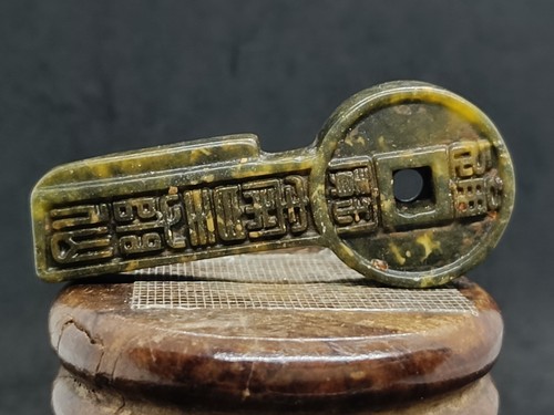 Alte jade nephrit - nephrit,
