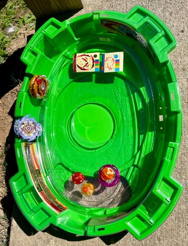 Beyblade burst takara tomy - takara,