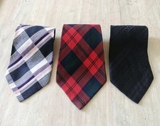 Konvolut 3 Krawatten aus