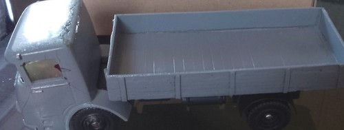 Sammlermodell grauer lkw - grauer,