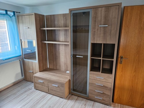 Fernsehschrank