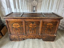 ANTIKE TÖLZER SOCKELTRUHE