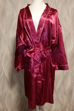 Eleganter Morgenmantel