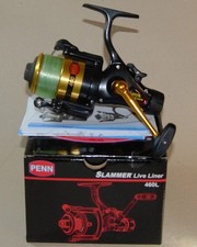 Penn Slammer Liveliner 460L Freilaufrolle inkl. Sänger 0,4 mm Schnur