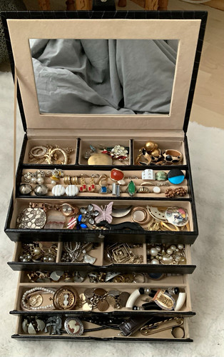 Schmuck konvolut über - schmuck,