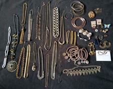 Modeschmuck - Konvolut  Ca 50 Teile