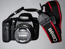 Canon EOS 7D DSLR + Canon EF