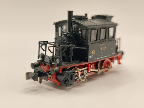 Spur lokalbahn - spur, n