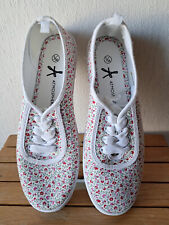 Schuhe - florales Muster -