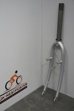 26" Stahl Starrgabel Gabel mit 1 1/8" Gewindeschaft 216mm lang Silber NOS NEU