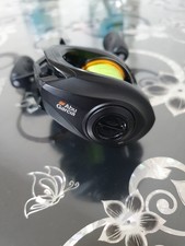 Angelrolle ABU GARCIA REVO X  BFS . Kupplung mit klicken.