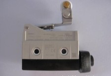 1PCS Omron D4MC-3030 D4MC3030 Limit Switch -New Free Shipping