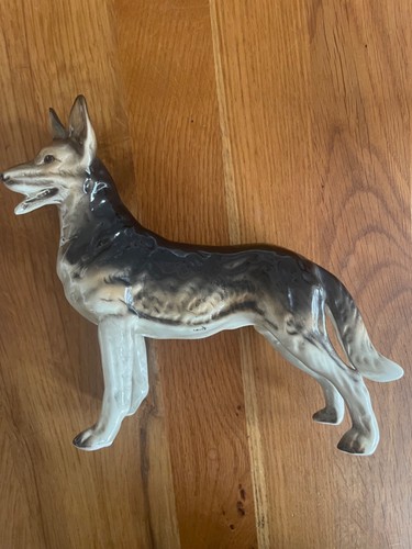 Deutscher schäferhund aus - deutscher,
