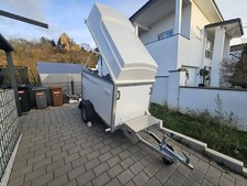 Anhänger mit Deckel 750kg