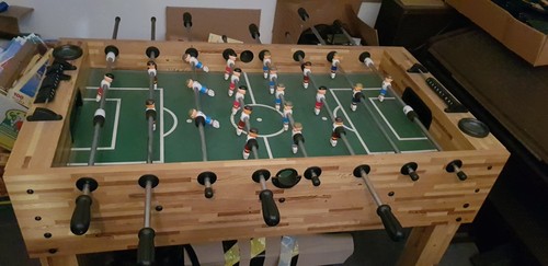 Kicker - ,