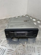 BMW 5 E60 E61 2009 CD / DVD-Wechsler 9131850 602180466288