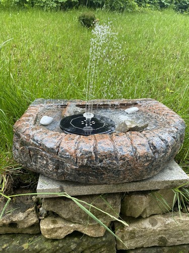 Spring brunnen granit - brunnen,