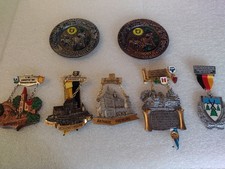 7 PLAKETTE WANDERABZEICHEN WANDERNADEL