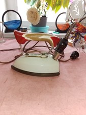 Vintage Bügeleisen, Elektrisch von AEG, Oberfläche mit Emaille