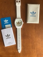 Funktioniert Neu Adidas Herren Armbanduhr weiß gold