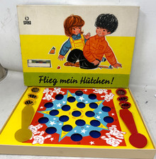 Spiel "Flieg mein Hütchen"