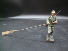 Lineol Soldat Ruder rechts