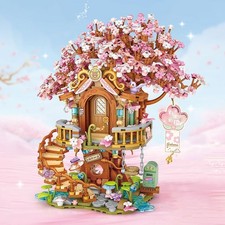 Kirschblüte Baumhaus