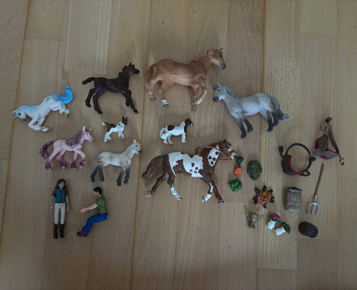Pferde spielfiguren - pferde,