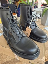 Dr. Martens 1460 Mono Boots