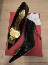 Valentino Garavani One Stud