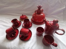 Vintage rotes Kaffeeservice 13