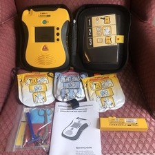 Lifeline VIEW Defibrillator w/