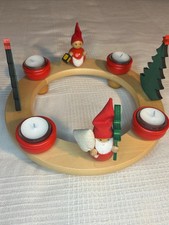 Skandinavischer Adventskranz aus Holz, ähnlich Aarikka