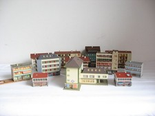 SM58* FALLER N Konvolut Stadthäuser 12 Stück gebaut