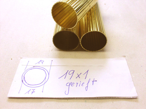 Messingrohr gerieft profil - gerieft,