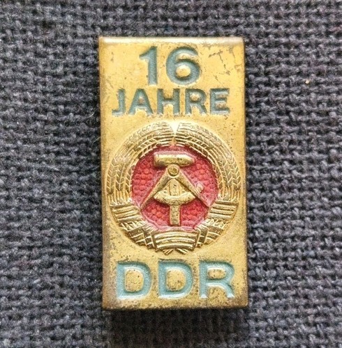 Abzeichen ddr jahre - ddr:, 16