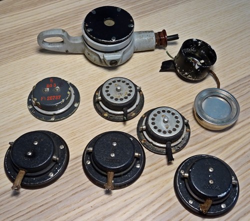 Konvolut teile ohrmuscheln - teile,