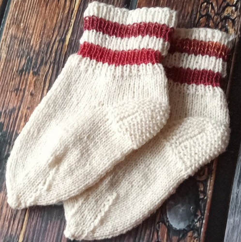 Handgestrickte socken - handgestrickte, in
