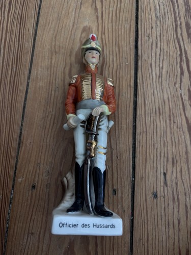 Porzellan soldatenfigur - porzellan,