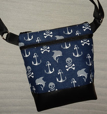 Handtasche / Gassitasche / Pirat Skull / Upcycling / Hund / Kind / Handgefertigt