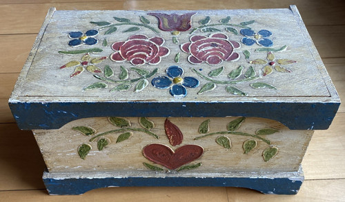 Uralte polychrom bemalte - uralte,