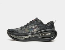 Nike Vomero Plus NA22 Grau