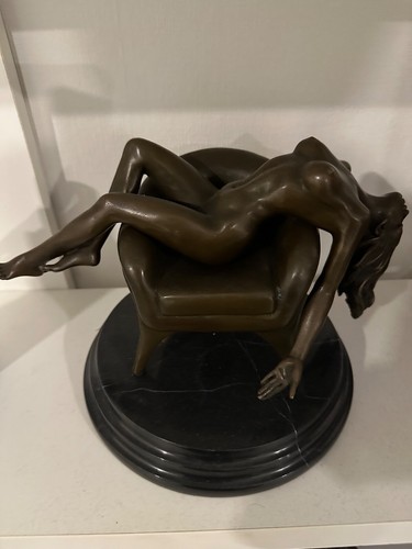Bronzeskulptur nackte frau auf - bronzeskulptur,